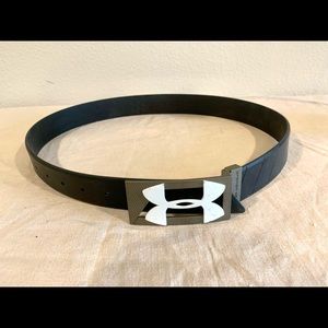 UNDER ARMOUR BLACK RUBBER BELT SIZE 32